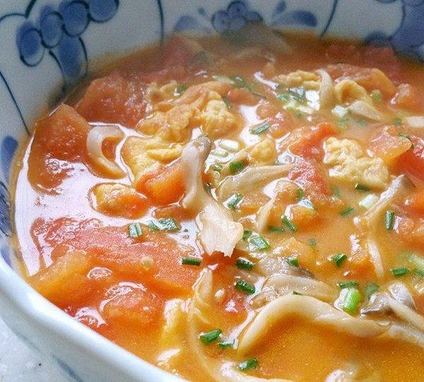 俗话说“冬喝酸，春不寒”,冬季要多喝这汤,补足营养过冬